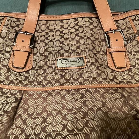 Coach duffle bag with removable crossbody strap - Picture 1 of 12